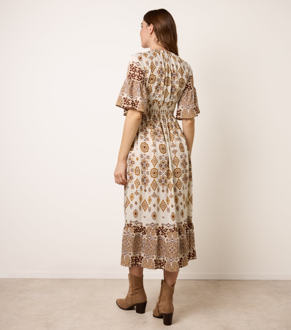 Blue Vanilla Women's Brown Border Print Midi Dress Blue Vanilla New Look - 4