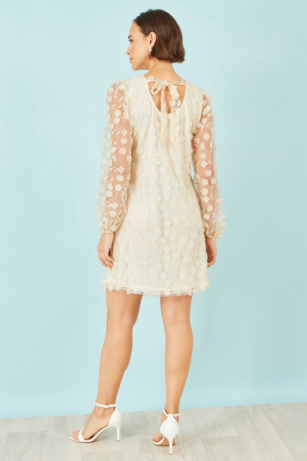 Yumi Yumi Women's Ivory Long Sleeve Floral Applique Tunic - 4