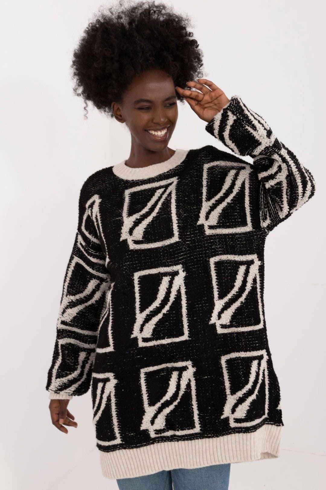 Love Lace Love Lace Women's Extended Cut Acrylic Wool Sweater with Print in Black