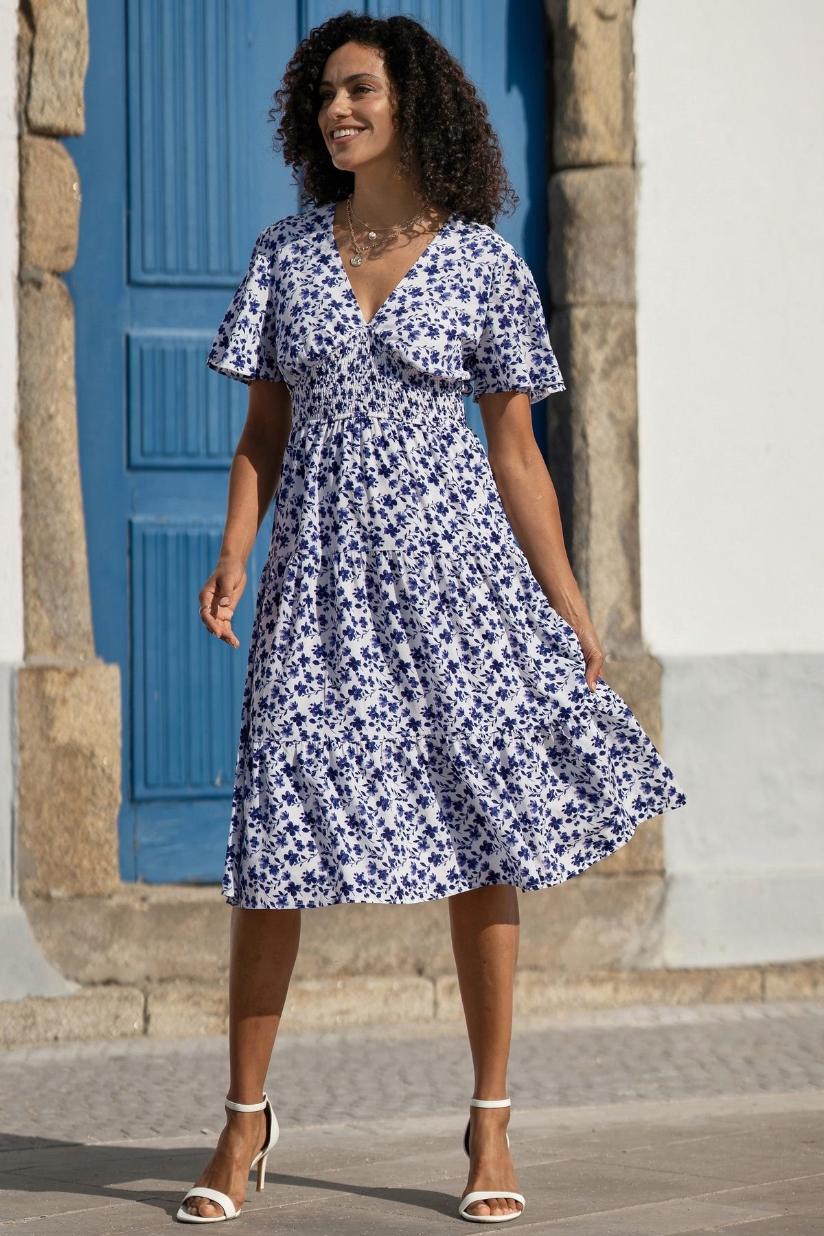 Yumi Yumi Women's Blue Floral Ruched Waist Midi Dress With Angel Sleeves in White - 4