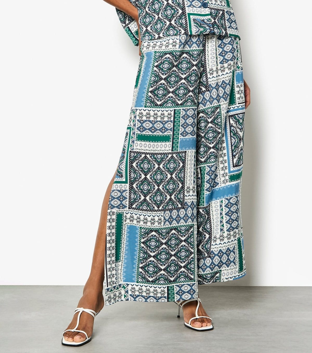 Apricot Women's Blue Scarf Print Side Split Trousers Apricot New Look - 4