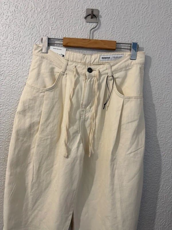 Bershka Bershka baggy balloon trousers size 10