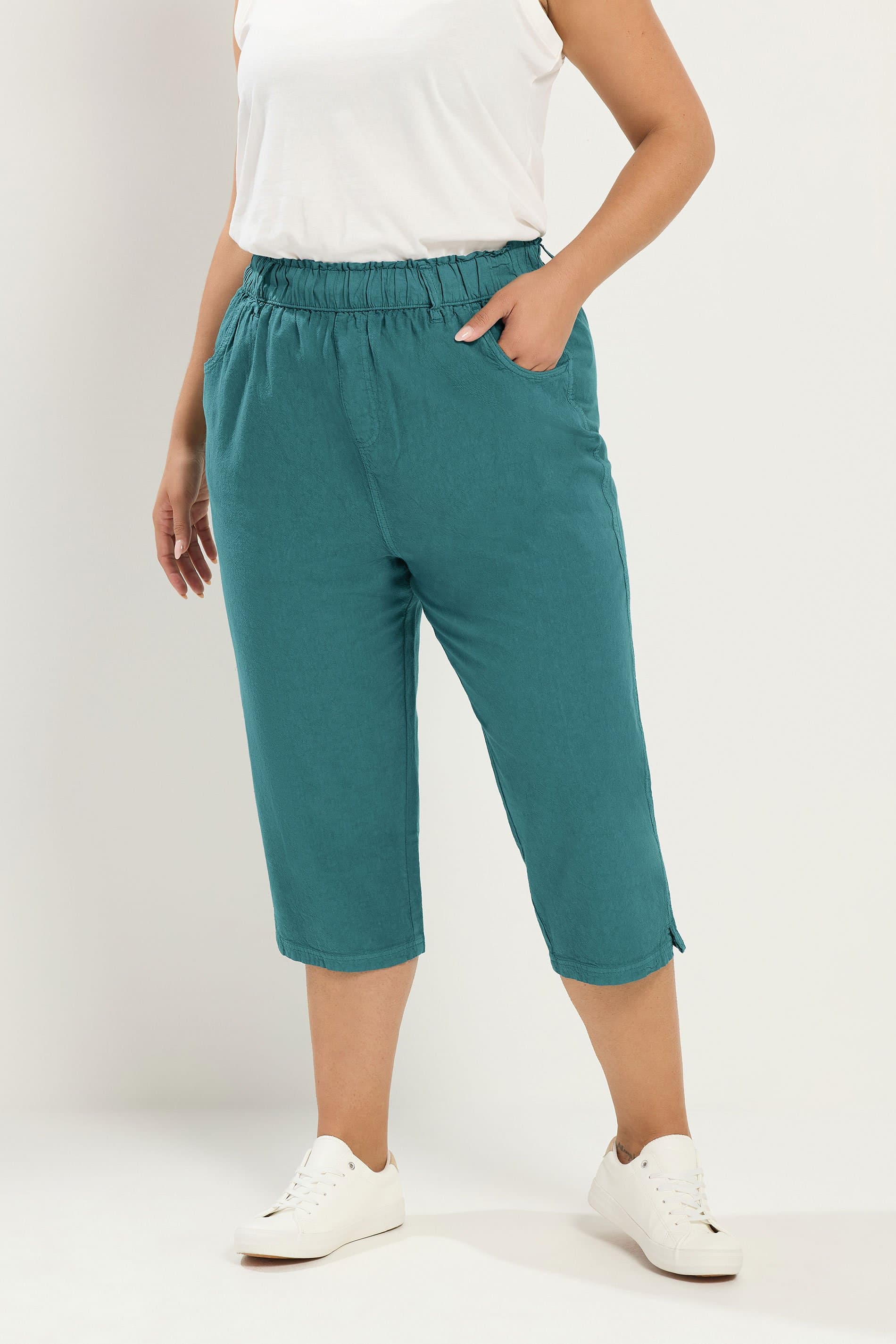 Yours Plus Size Green Cropped Trousers