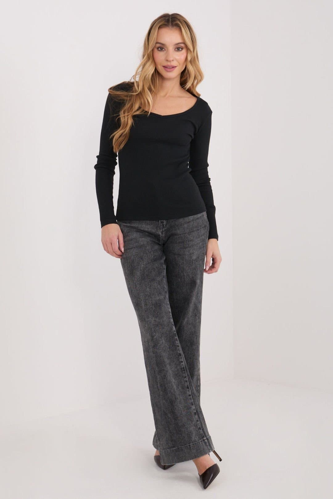 Love Lace Love Lace Women's Ribbed Cotton Fitted V Neck Long Sleeve Blouse in Black