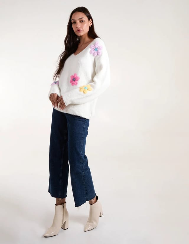 Blue Vanilla Flower Knit Embroidery V Neck Jumper - 2