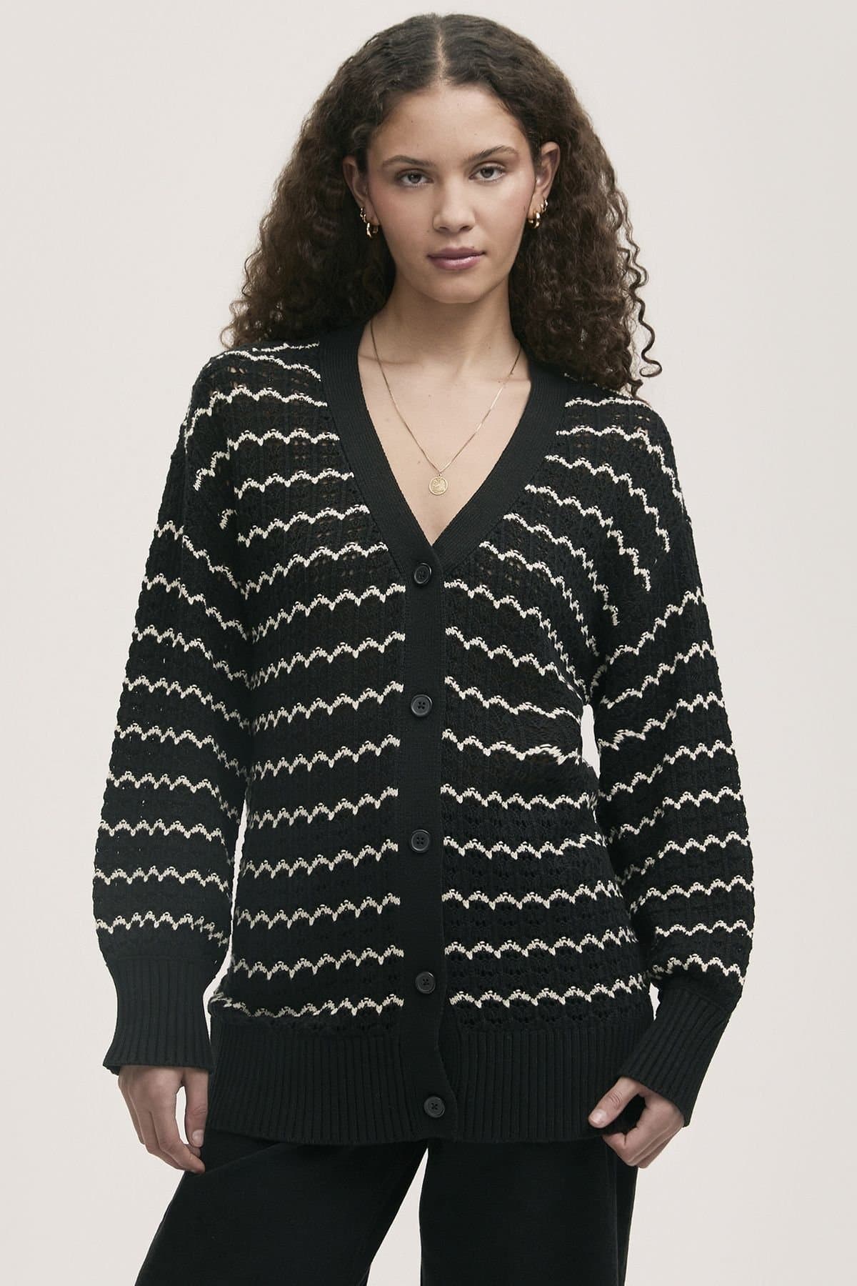 Finery London Finery London Women's Alena V-Neck Crochet Cardigan in Black