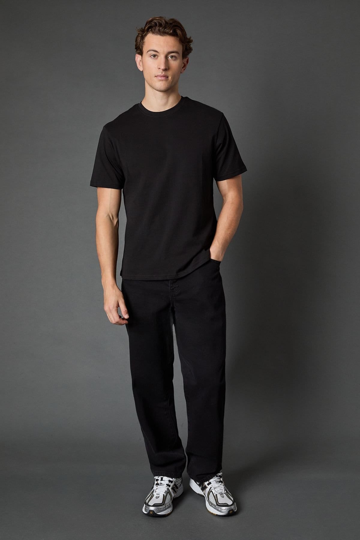 Burton Burton Men's Black Plain Crew Neck T-Shirt - 4