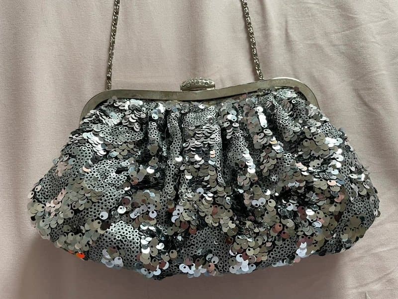New Look New Look silver sequin clutch or shoulder bag with long silver metal detachable chain
