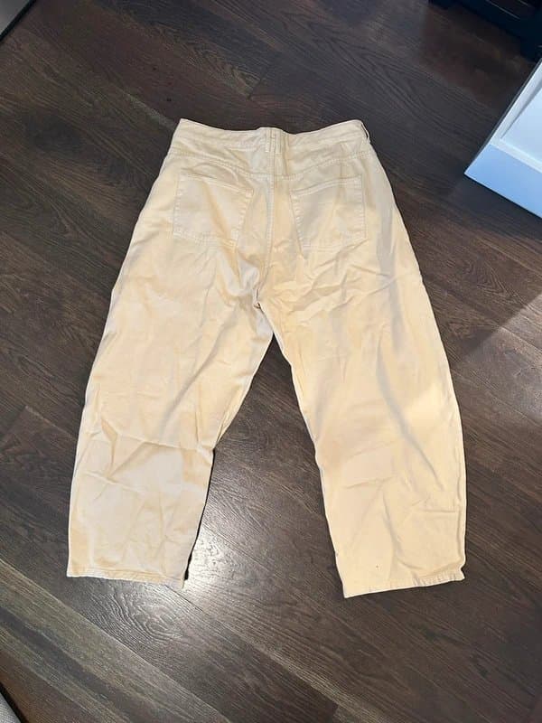 ASOS Design ASOS Design Wide-Leg Pants - Pale Yellow / Cream - Comfortable & Trendy