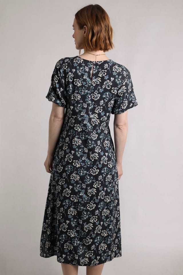 Weird Fish Weird Fish Women's Everly Printed Viscose Dress in Dark Navy - 3
