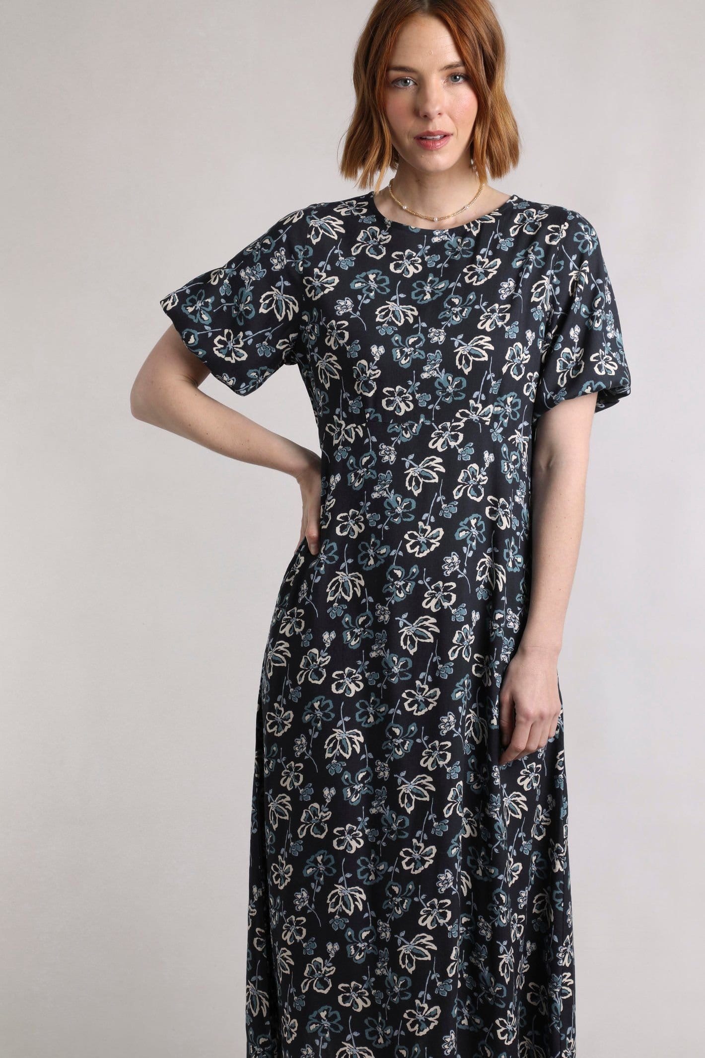 Weird Fish Weird Fish Women's Everly Printed Viscose Dress in Dark Navy - 4