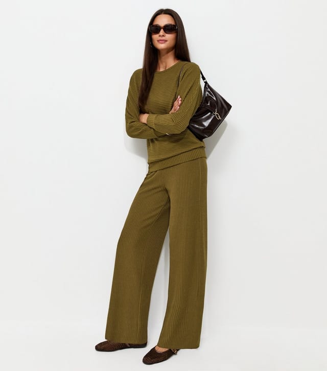 New Look Women's Dark Khaki Soft Touch Ribbed Batwing Sleeve Top New Look - 3