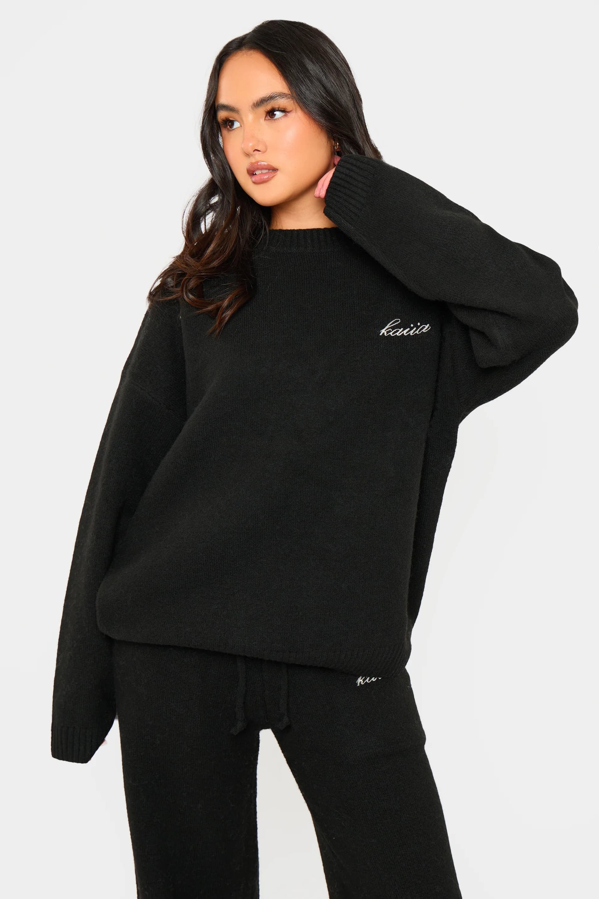 Kaiia Kaiia Oversized Knit Sweatshirt in Black