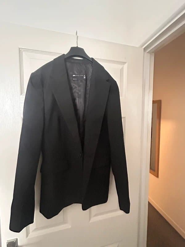 ASOS Design Black blazer