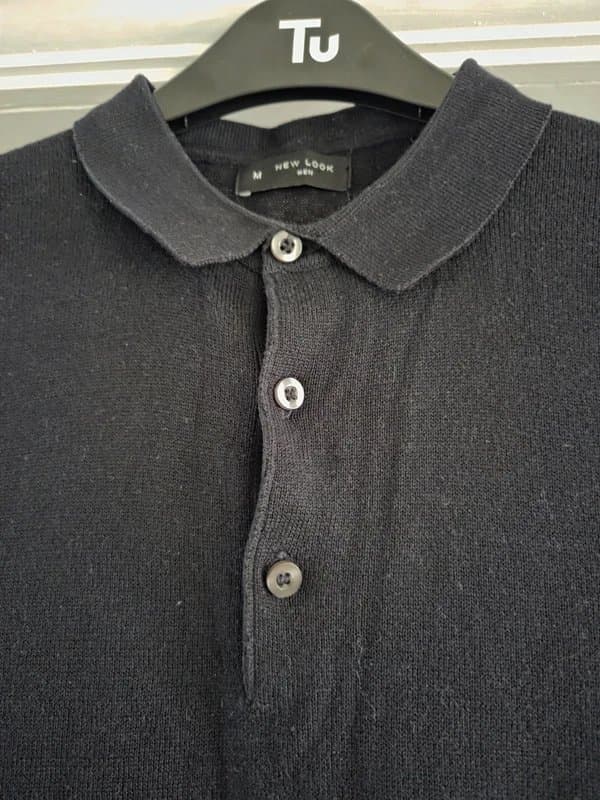 New Look Mens long sleeved navy fine knit top