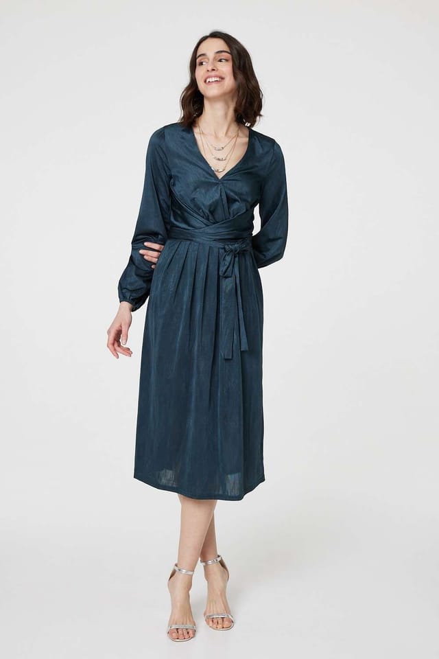 Izabel London Izabel London Women's Ruched Long Sleeve Midi Wrap Dress in Green - 2