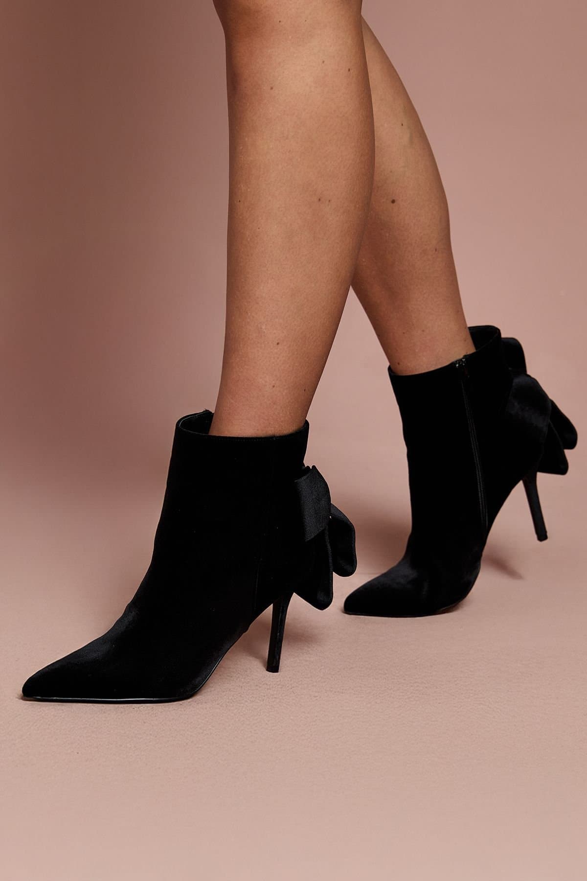 Coast Coast Women's Camilla Velvet Bow Back Stiletto High Heeled Ankle Boots in Black
