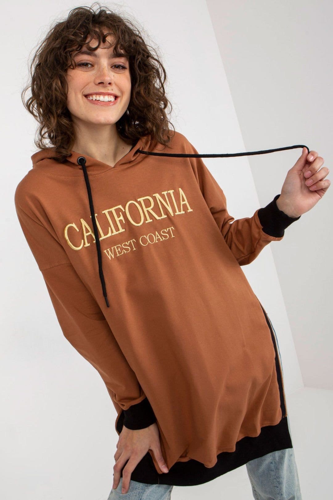Love Lace Brown Long Hooded Sweatshirt with Logo Patch