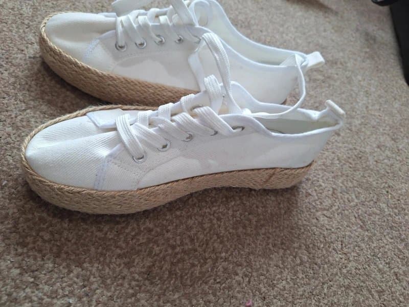 New Look Shoes