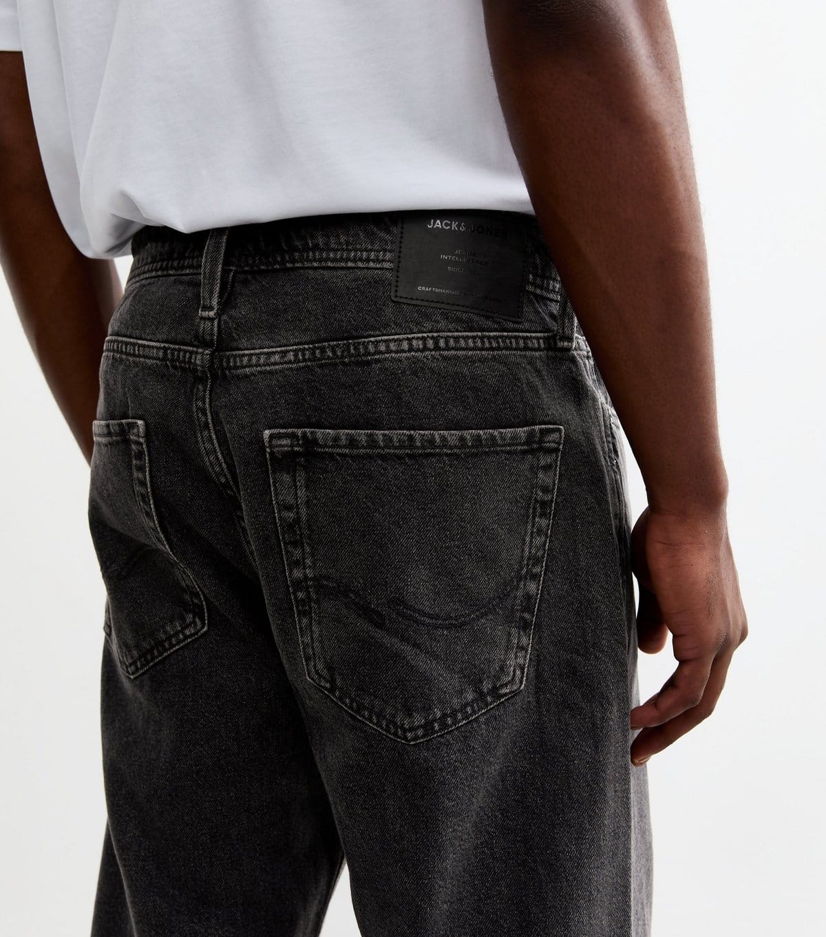 jack & jones Men's Black Relaxed Jeans Jack & Jones New Look - 4
