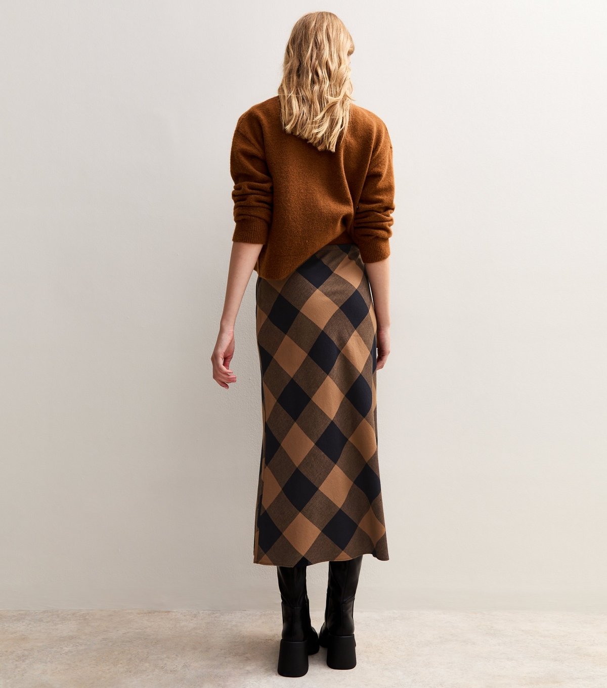 New Look Women's Brown Check Midi Skirt New Look - 4