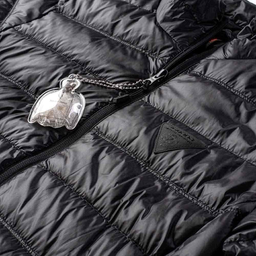 Iguana Iguana Women's Blanca Padded Jacket in Black - 4