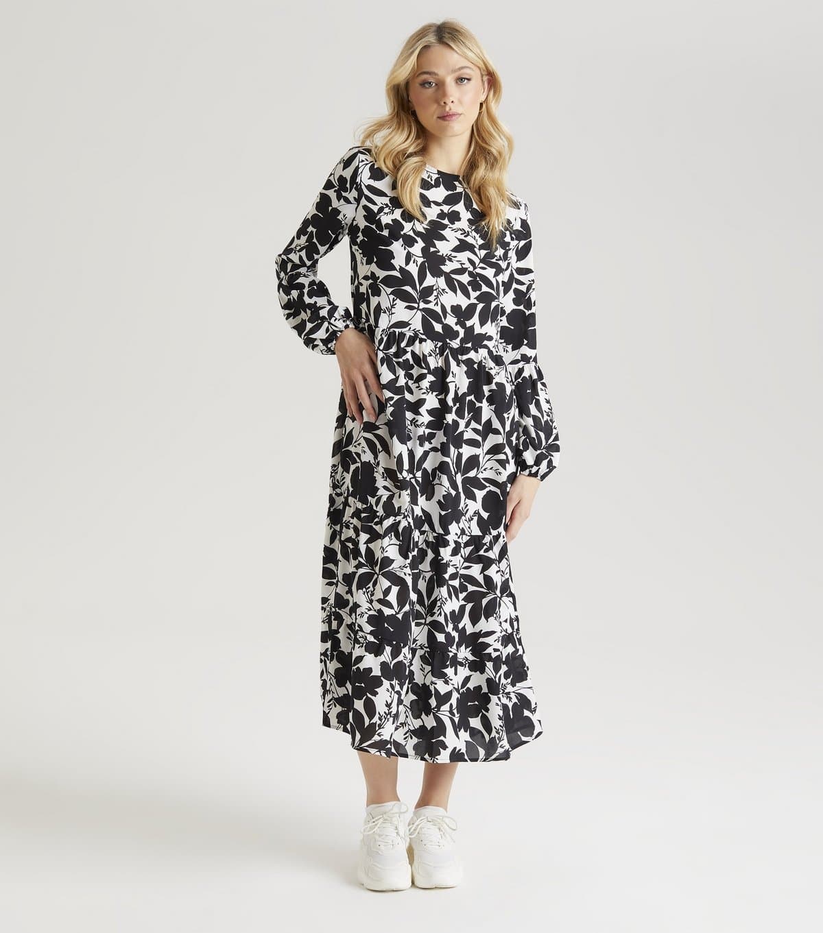 Urban Bliss Women's White Floral Stencil Print Smock Dress Urban Bliss New Look