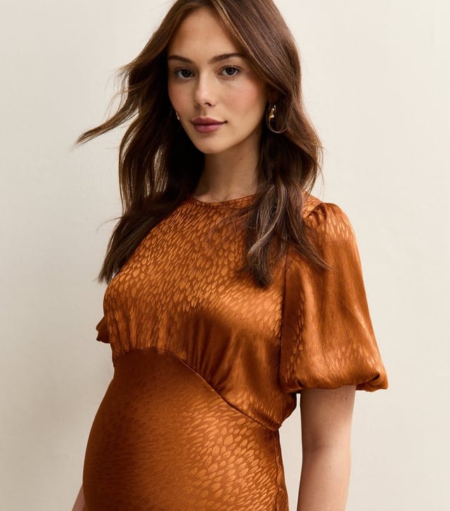 New Look Women's Maternity Orange Feather Jacquard Satin Midi Dress New Look - 2