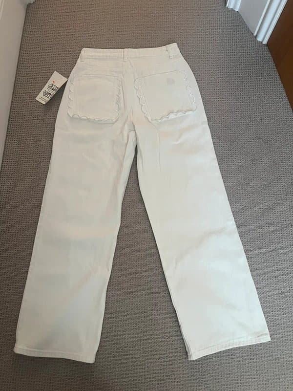 Never Fully Dressed Never Fully Dressed white jeans size 12