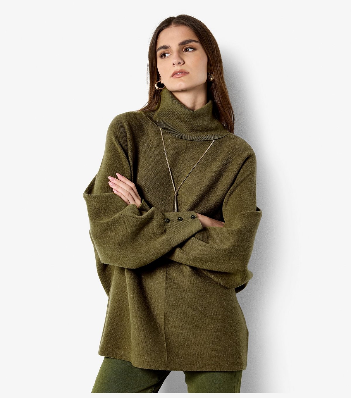 Apricot Women's Dark Khaki Roll Neck Oversized Batwing Jumper Apricot New Look - 2