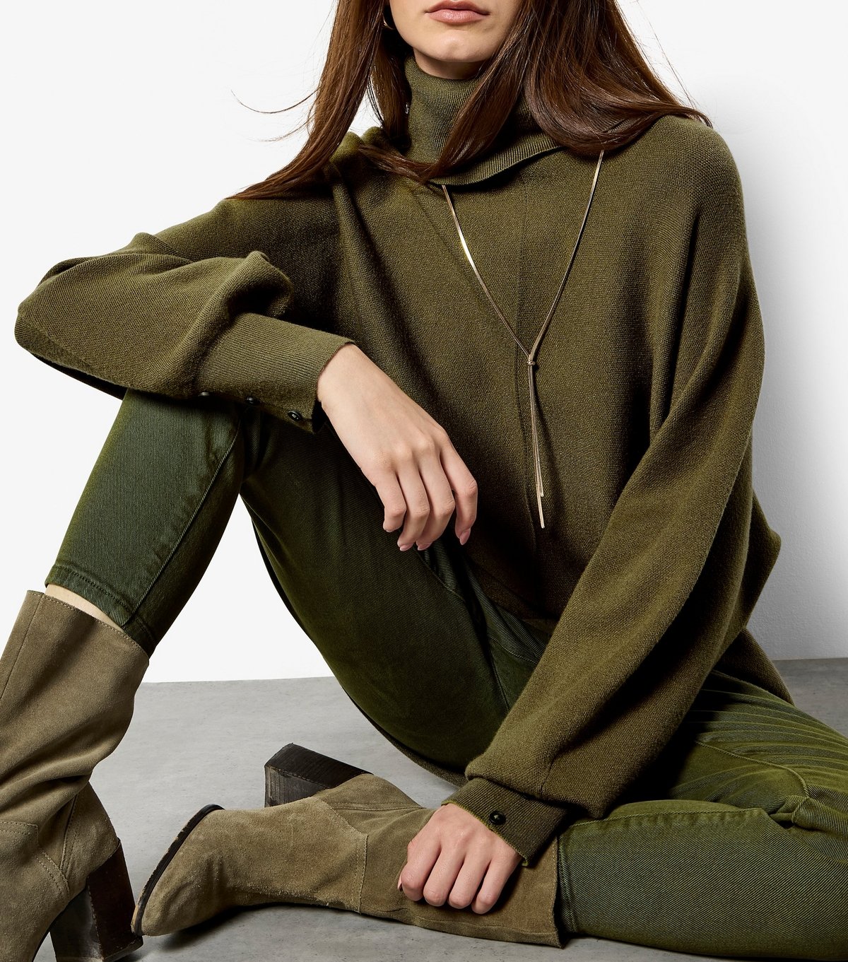 Apricot Women's Dark Khaki Roll Neck Oversized Batwing Jumper Apricot New Look - 4