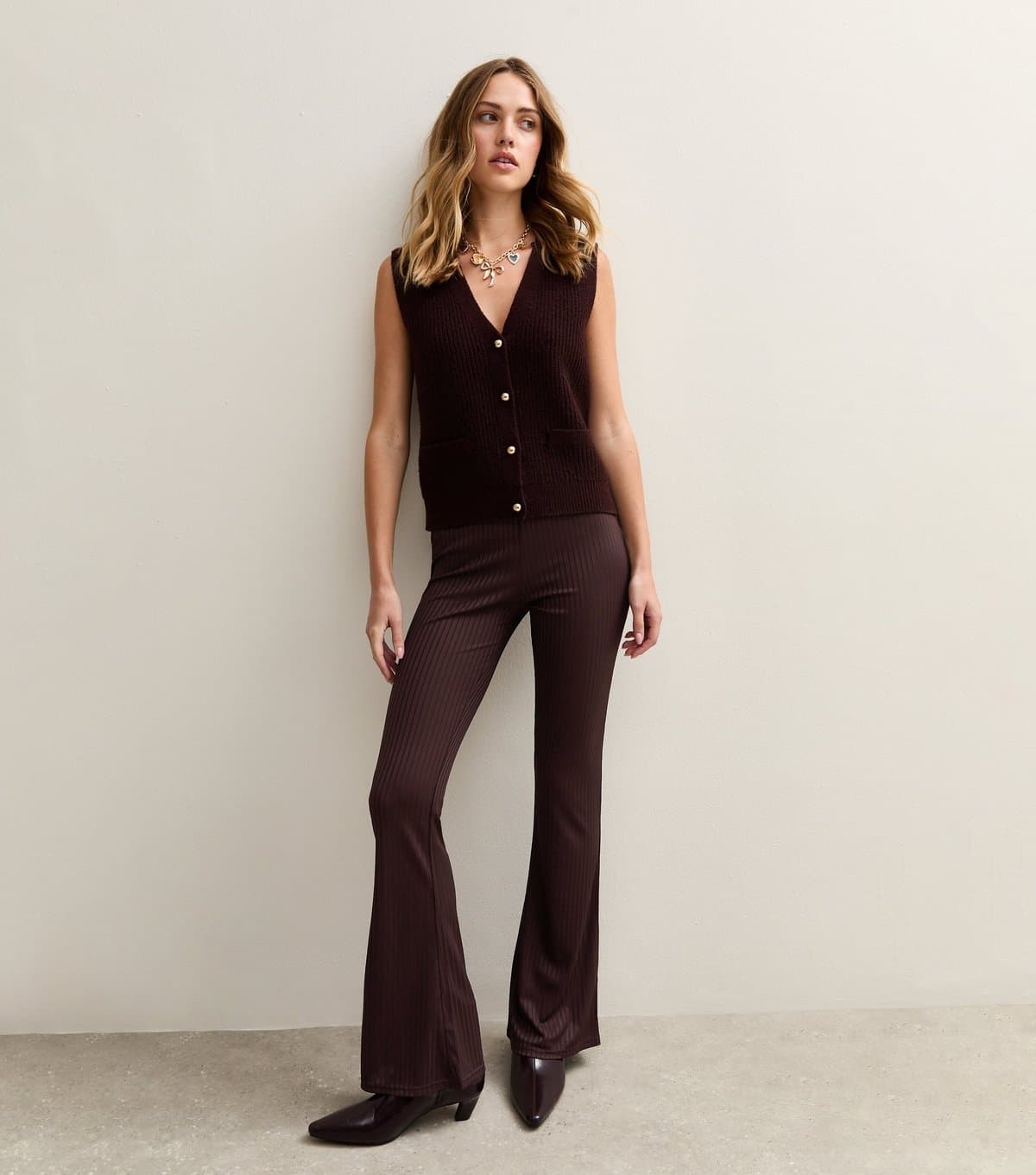 New Look Women's Burgundy Ribbed Jersey Flared Trousers New Look