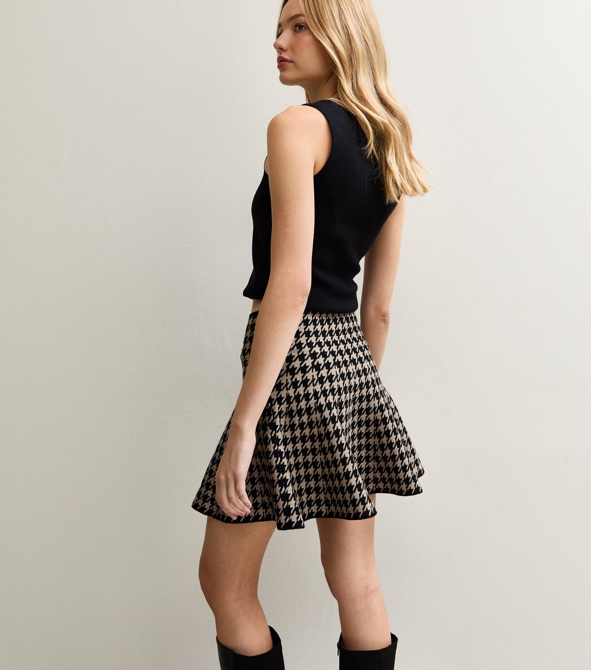 New Look Women's Brown Dogtooth Check A-Line Mini Skirt New Look - 4