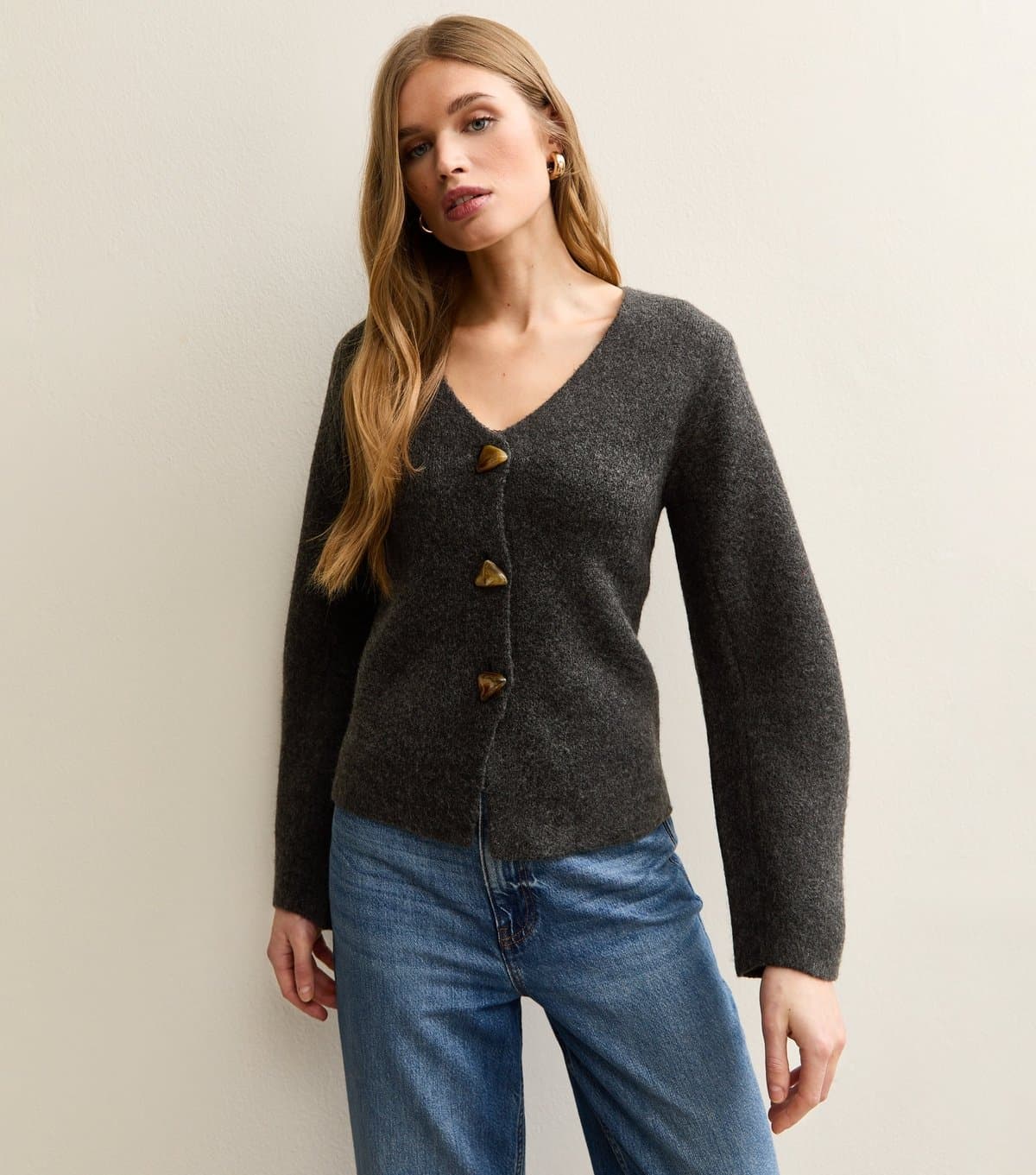 New Look Women's Dark Grey V-Neck Heavyweight Knit Cardigan New Look