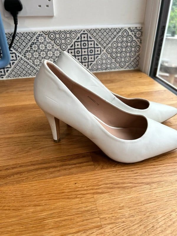 New Look New look white stilettos size 6 - 1