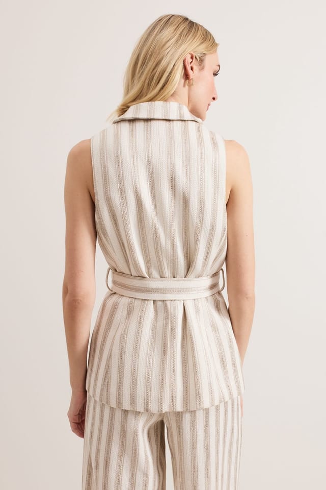Phase Eight Phase Eight Women's Tabitha Belted Waistcoat in Off-White - 3