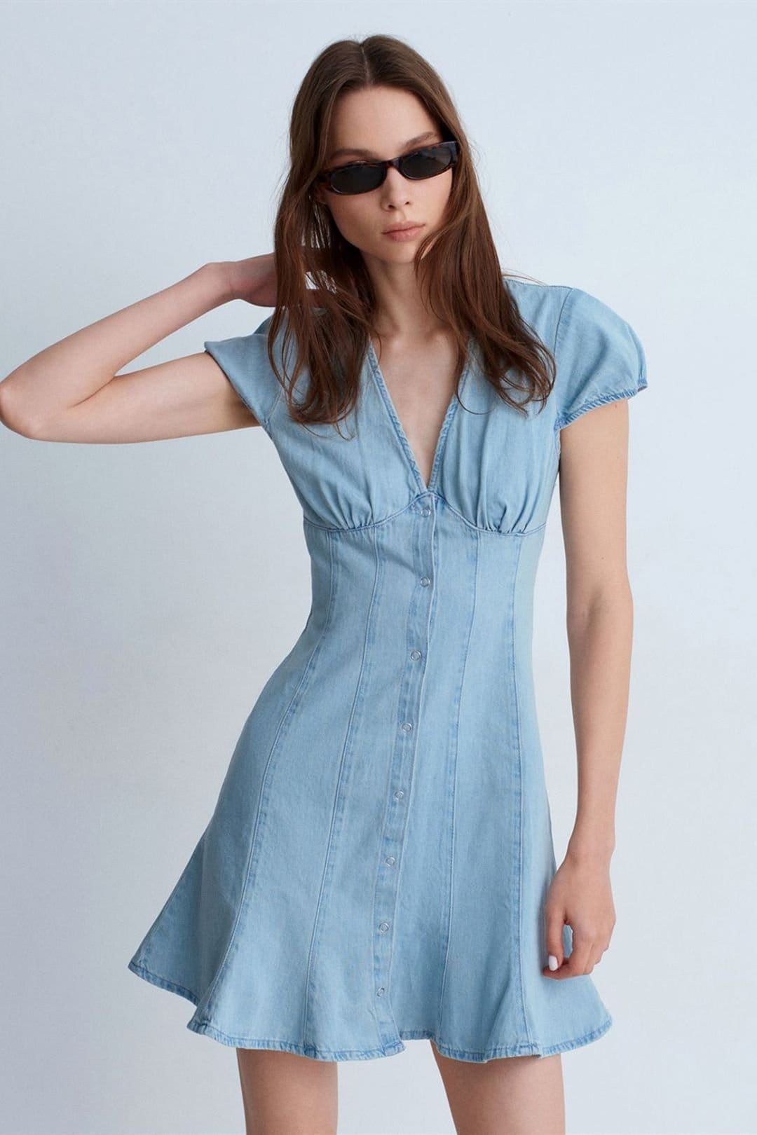 Dilvin Dilvin Women's Mini Denim A-line Dress in Light Blue - 4