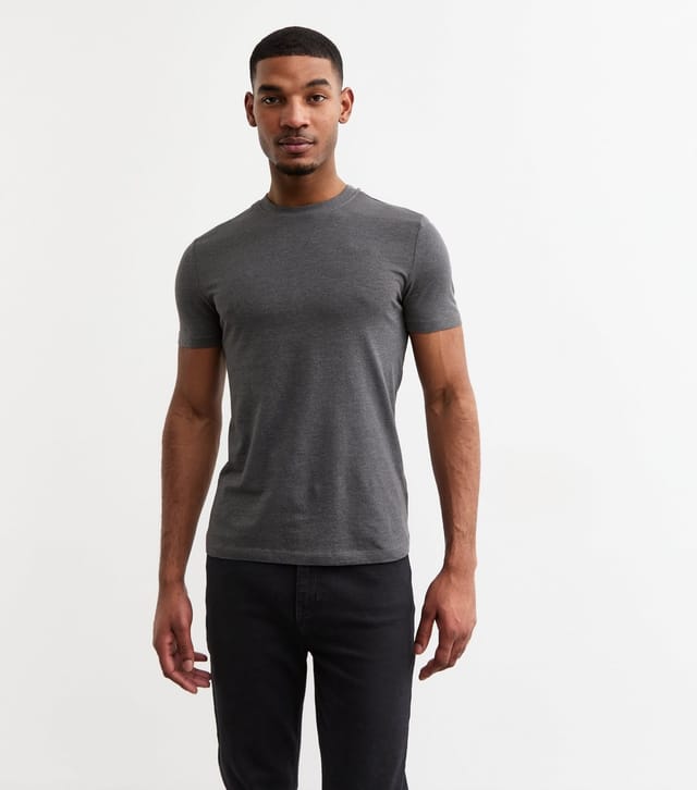 New Look Men's Dark Grey Muscle Fit T-Shirt New Look - 2