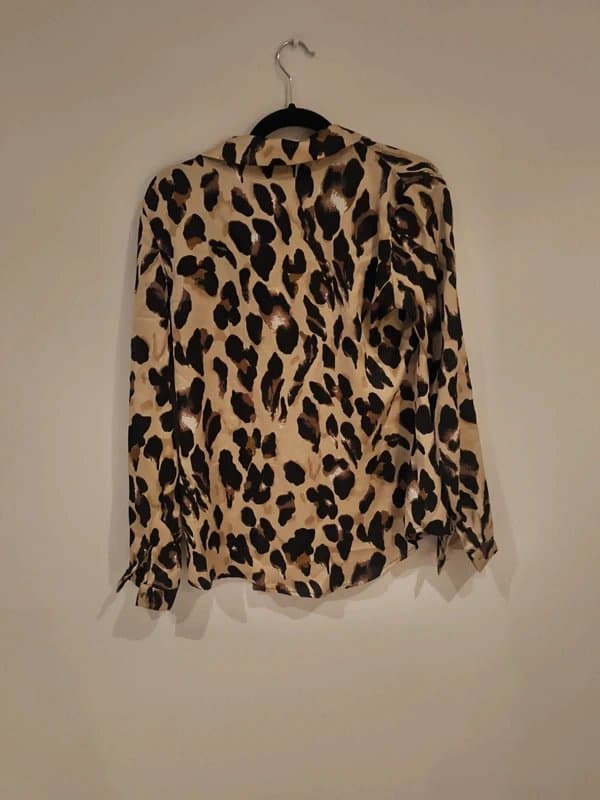 Never Fully Dressed Never fully dressed leopard shirt silk