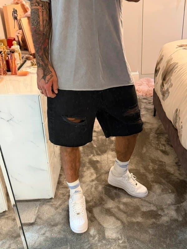 Bershka Bershka Black Distressed Baggy Denim Shorts W31 Y2K Skater Oversized BNWT