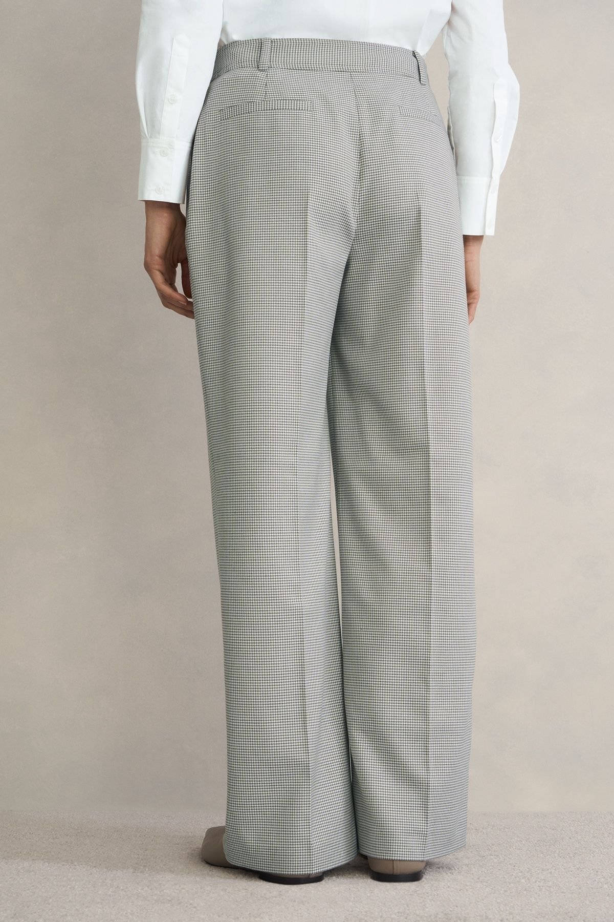 Hobbs London Hobbs London Women's Ellie Wide Leg Tailored Trousers in Light Grey - 4