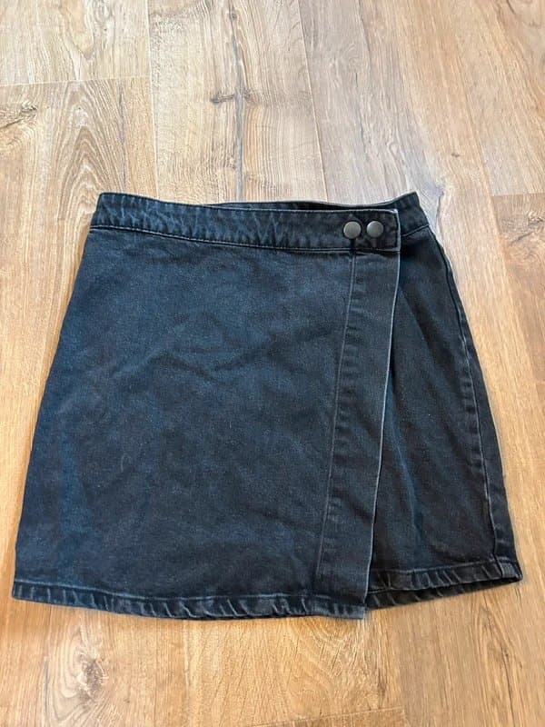 ASOS Black denim skirt - ASOS - Medium - 10