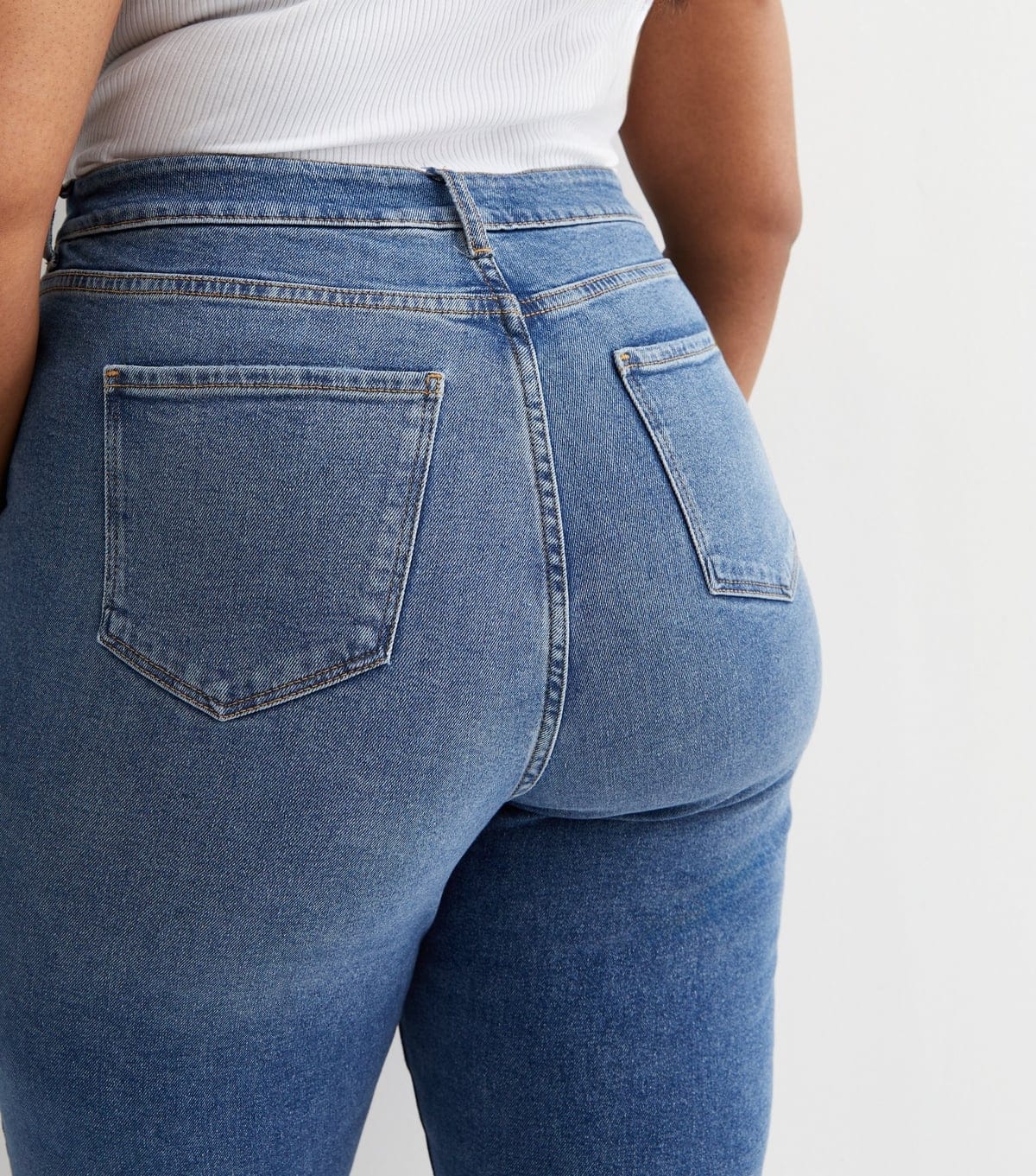 New Look Women's Plus Size Blue Ripped Ankle Grazing Hannah Straight Leg Jeans Curves New Look - 4