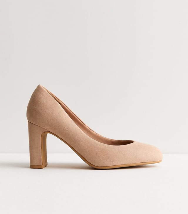 New Look Women's Wide Fit Cream Faux Suede Court Shoes Vegan New Look - 2