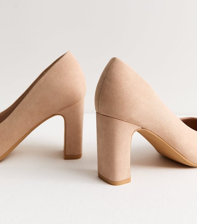 New Look Women's Wide Fit Cream Faux Suede Court Shoes Vegan New Look - 3