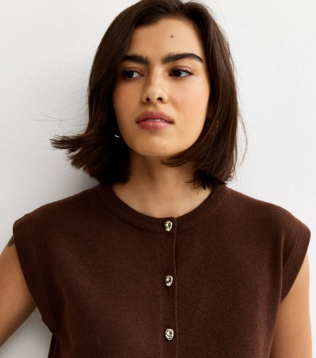 New Look Women's Dark Brown Knit Abstract Button Waistcoat New Look - 3