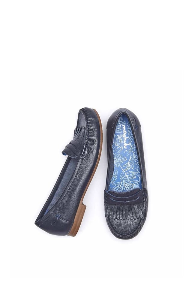 Moshulu Moshulu Women's 'Italian Dressing' Leather Loafers in Indigo - 2