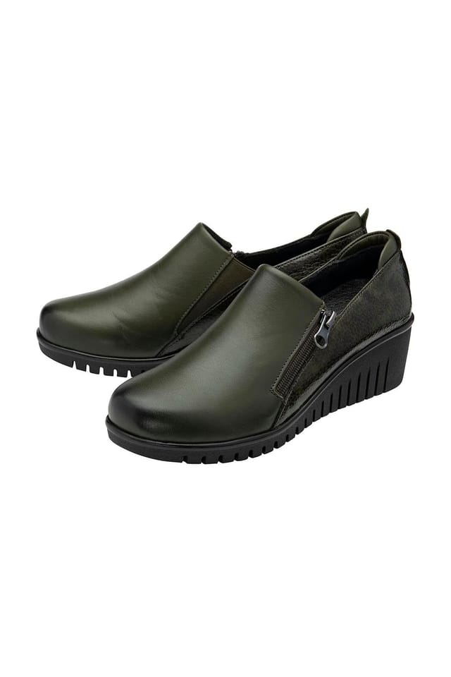 Lotus Lotus Women's Khaki 'Altan' Leather Wedge Shoes - 2
