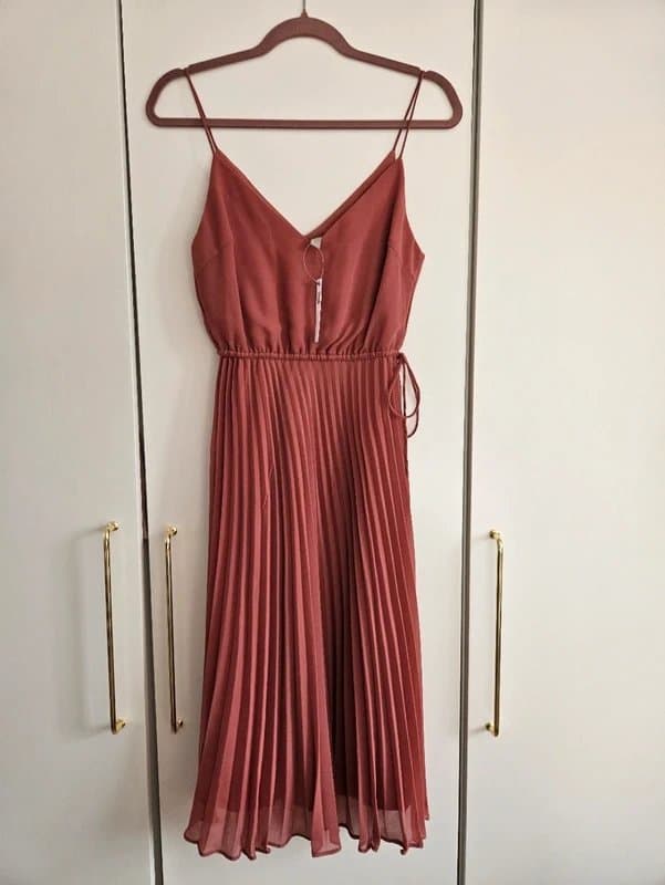 ASOS BNWT Asos Design pleated cami dusky pink midi dress with drawstring waist - size 4