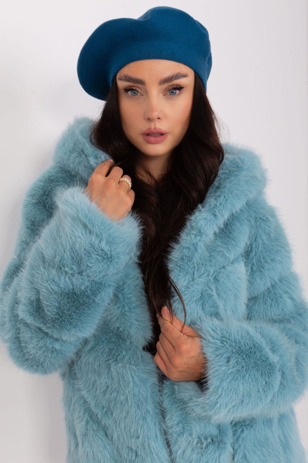 Love Lace Love Lace Women's AT Beret Hat for Accessories Soft Wool Warm Winter Casual Cap in Teal